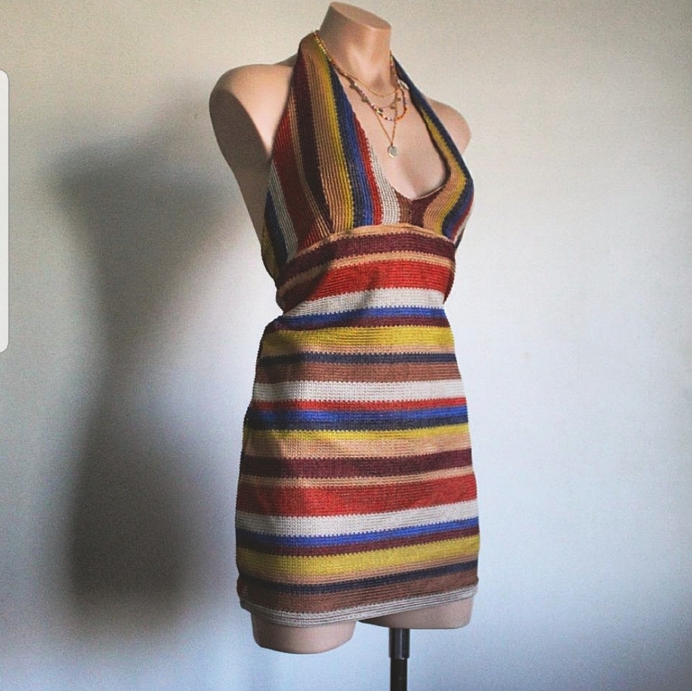 🌞🐚Summer Collection//Crochet Halter mini dress - Picture 2 of 7